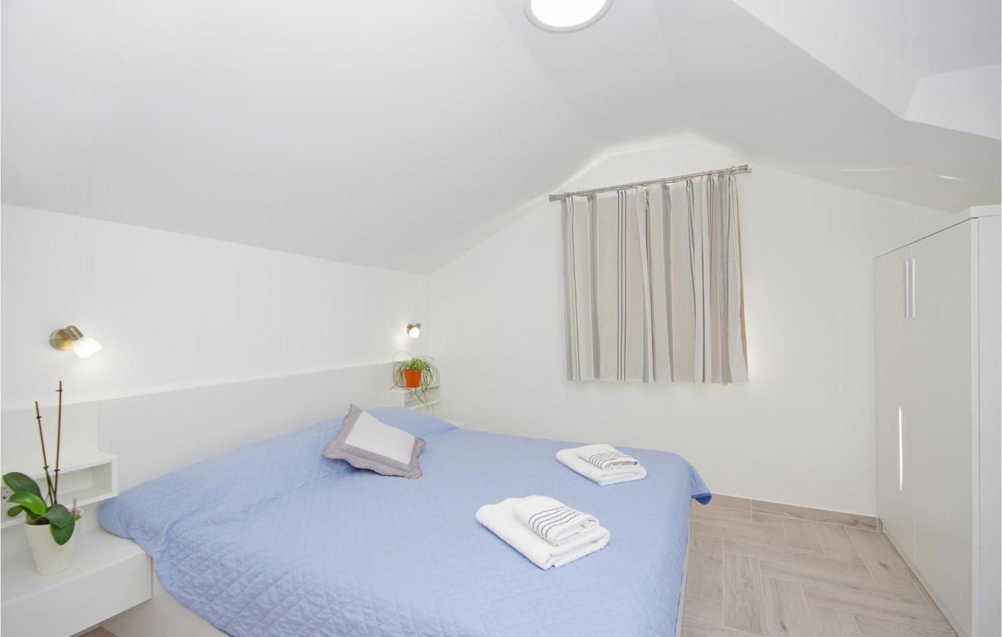 Awesome Home In Drvenik With Wifi Exterior photo