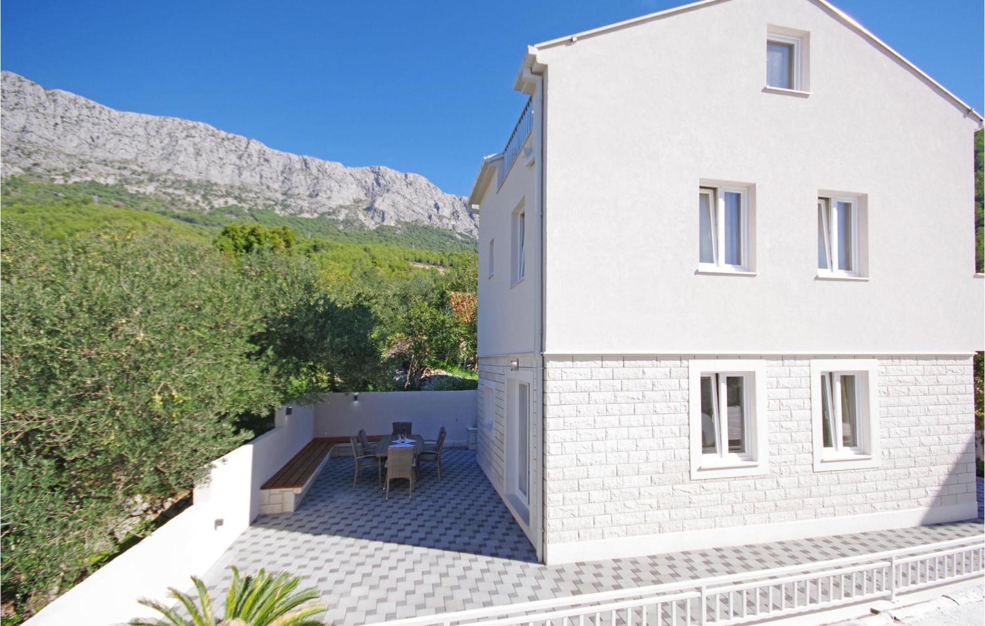 Awesome Home In Drvenik With Wifi Exterior photo
